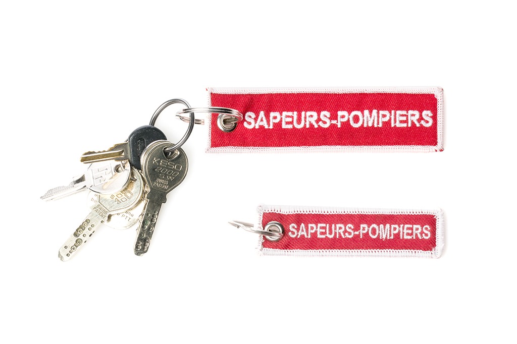 Porte-clés sapeurs-pompiers en uniforme - UDSP86