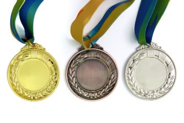 Gold-, Bronze- und Silbermedaille Zeus