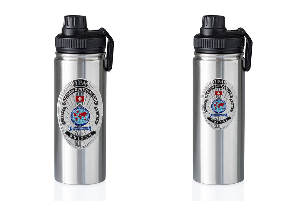 Double-Walled Vacuum-Insulated Stainless Steel Drinking Bottle with carrying handle