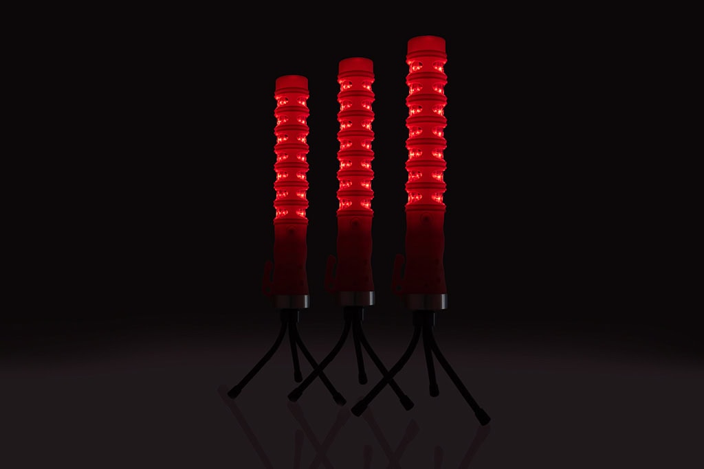 3 bâtons de signalisation LED rouge avec boîtier de chargement