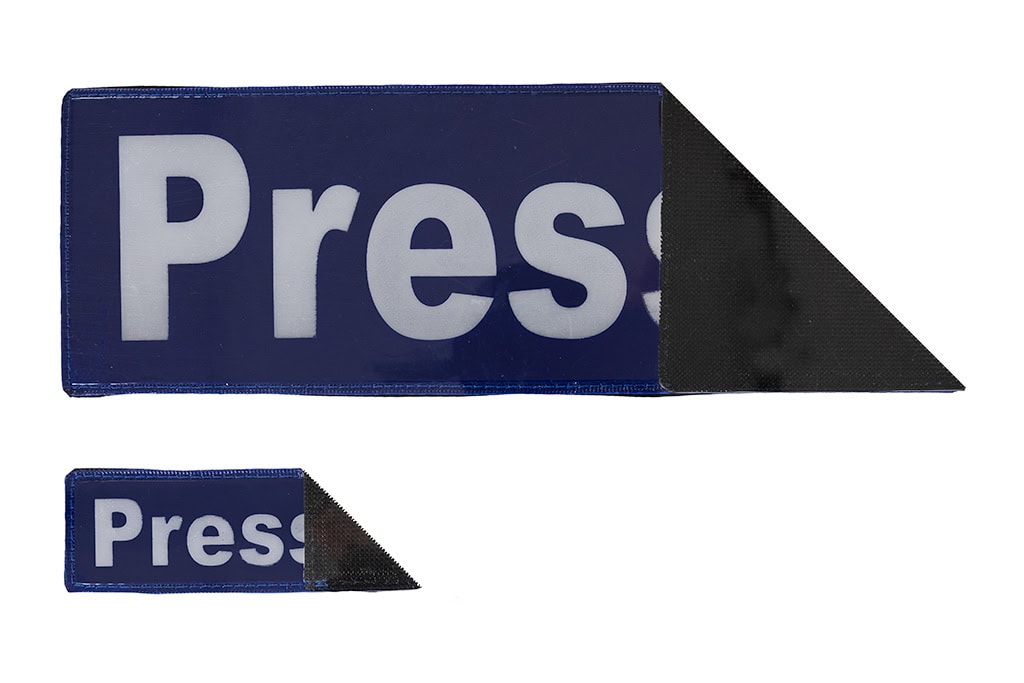 Targhetta identificativa «Presse» per abbigliamento con velcro sul retro