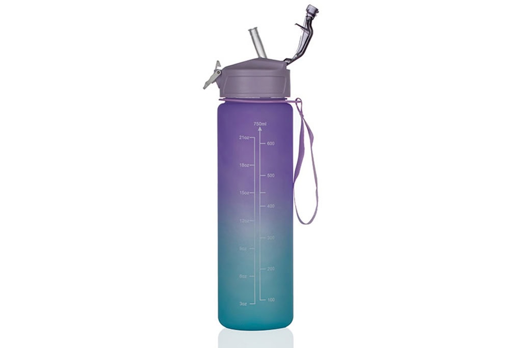 Trinkflasche 750 ML mit auslaufsicherem Verschluss