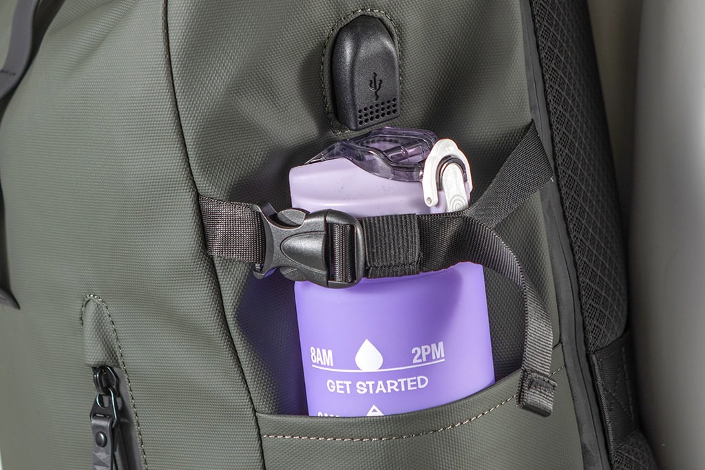 Waterproof roll-top rucksack / Dry bag, 39 litres / Olive green